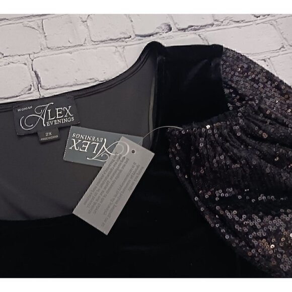 Alex Evenings Womens Sequined Long Sleeve Scoop Neck Party Top Plus/NWT, Size 2X - Picture 2 of 3